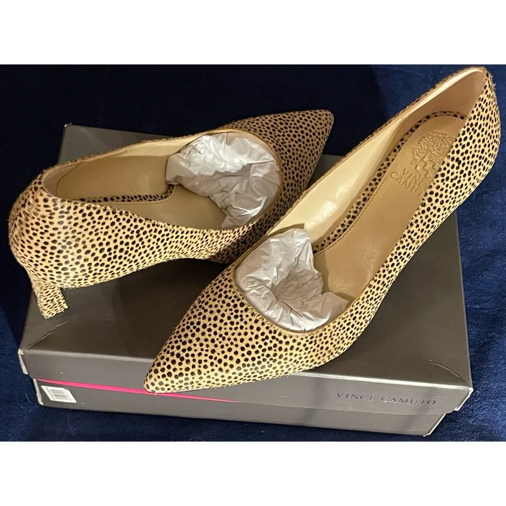 Vince Camuto Natural and Black Spotted Heels With Real Cow’s Fur SZ 10 - Picture 4 of 15